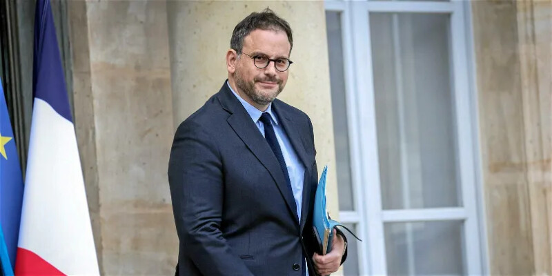 Aurélien Rousseau quitte le Ministère de la Santé : Les coulisses de sa démission