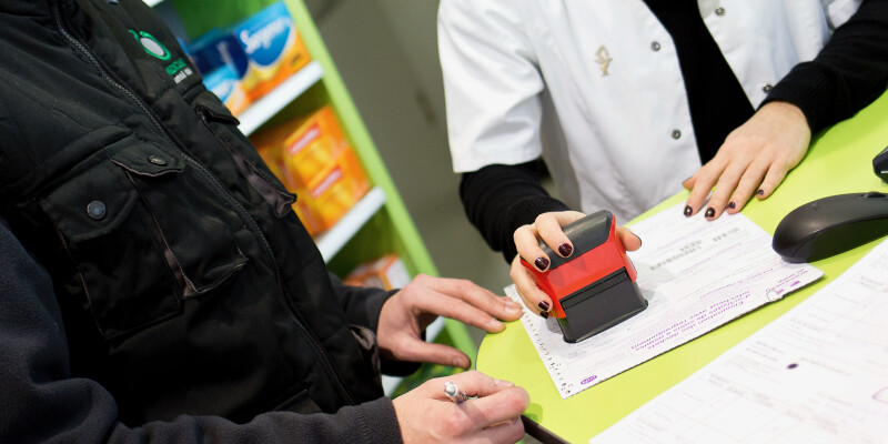 Signature d’une convention pour mieux gérer les déchets à l’officine lié à la vaccination