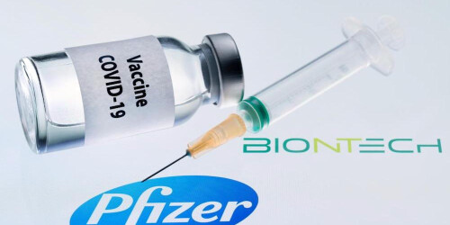 Des flacons de vaccins PFIZER mise à disposition dans les officines